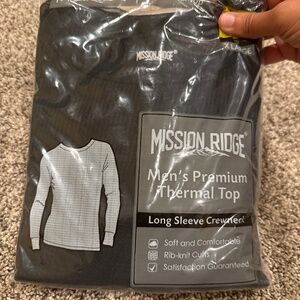 Men’s Mission Ridge Thermal top in black size XL- NEW